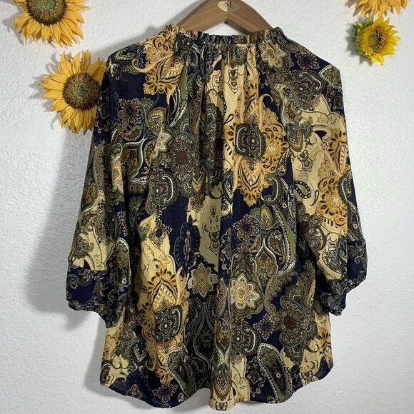 Figueroa & Flower Blouse Floral Quarter Button 3/4 Sleeve Blouse Plus Size 1X - Picture 4 of 5